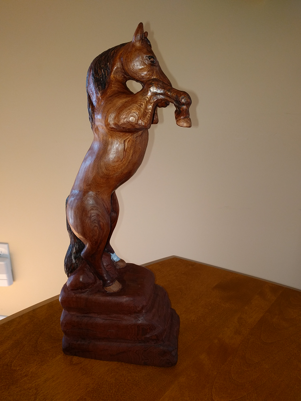 horse wood carving