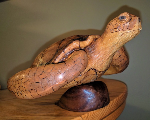 turtle wood carving